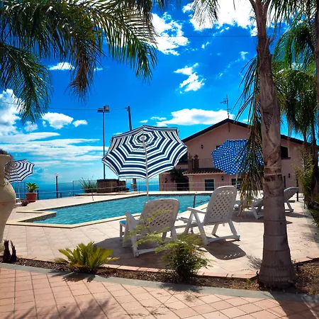 La Casa Rosa Bed & Breakfast Giarre