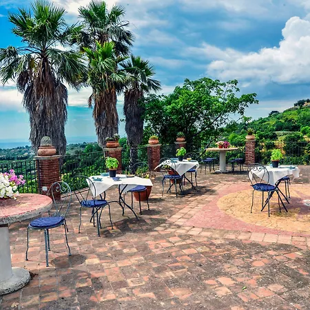 La Casa Rosa Bed & Breakfast