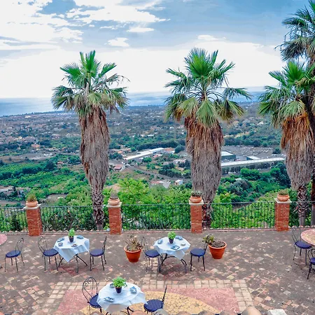 La Casa Rosa Bed & Breakfast Giarre