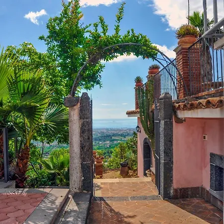 La Casa Rosa Frühstückspension Giarre