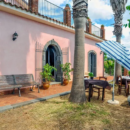 La Casa Rosa Giarre